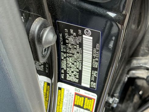 Used 2025 Lexus ES 300h w/ Premium Package FWD image 34