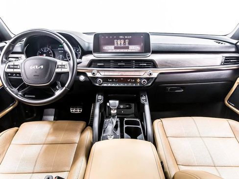 Used 2022 Kia Telluride SX w/ Towing Package FWD image 19