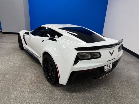 Used 2019 Chevrolet Corvette Z06 RWD image 36