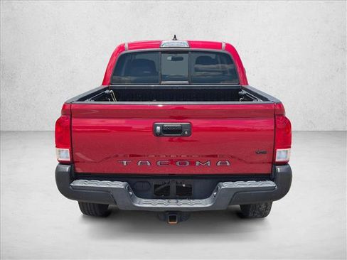 Used 2017 Toyota Tacoma SR5 w/ Tow Package RWD image 6