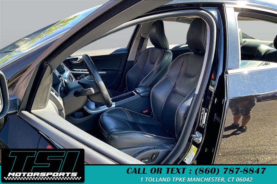 Used 2017 Volvo S60 T5 Dynamic AWD/4WD image 24