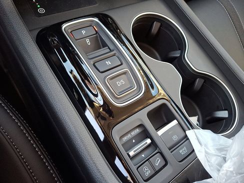 New 2025 Honda Pilot EX-L image 7