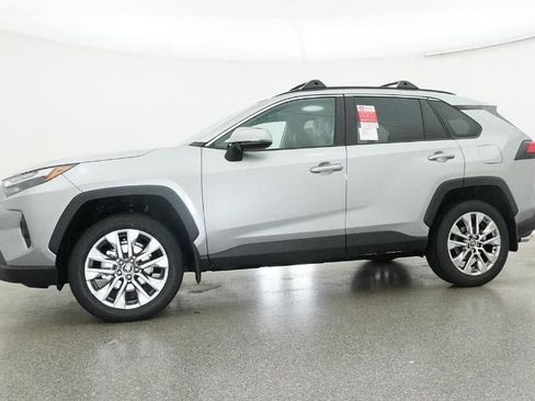 New 2025 Toyota RAV4 XLE Premium image 18