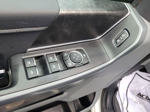 Used 2022 Ford F150 XLT w/ Equipment Group 302A High image 9