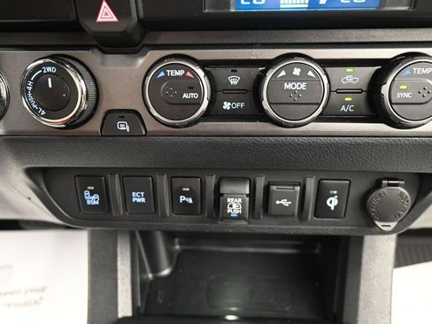 Used 2023 Toyota Tacoma TRD Sport w/ Advanced Technology Package AWD/4WD image 26
