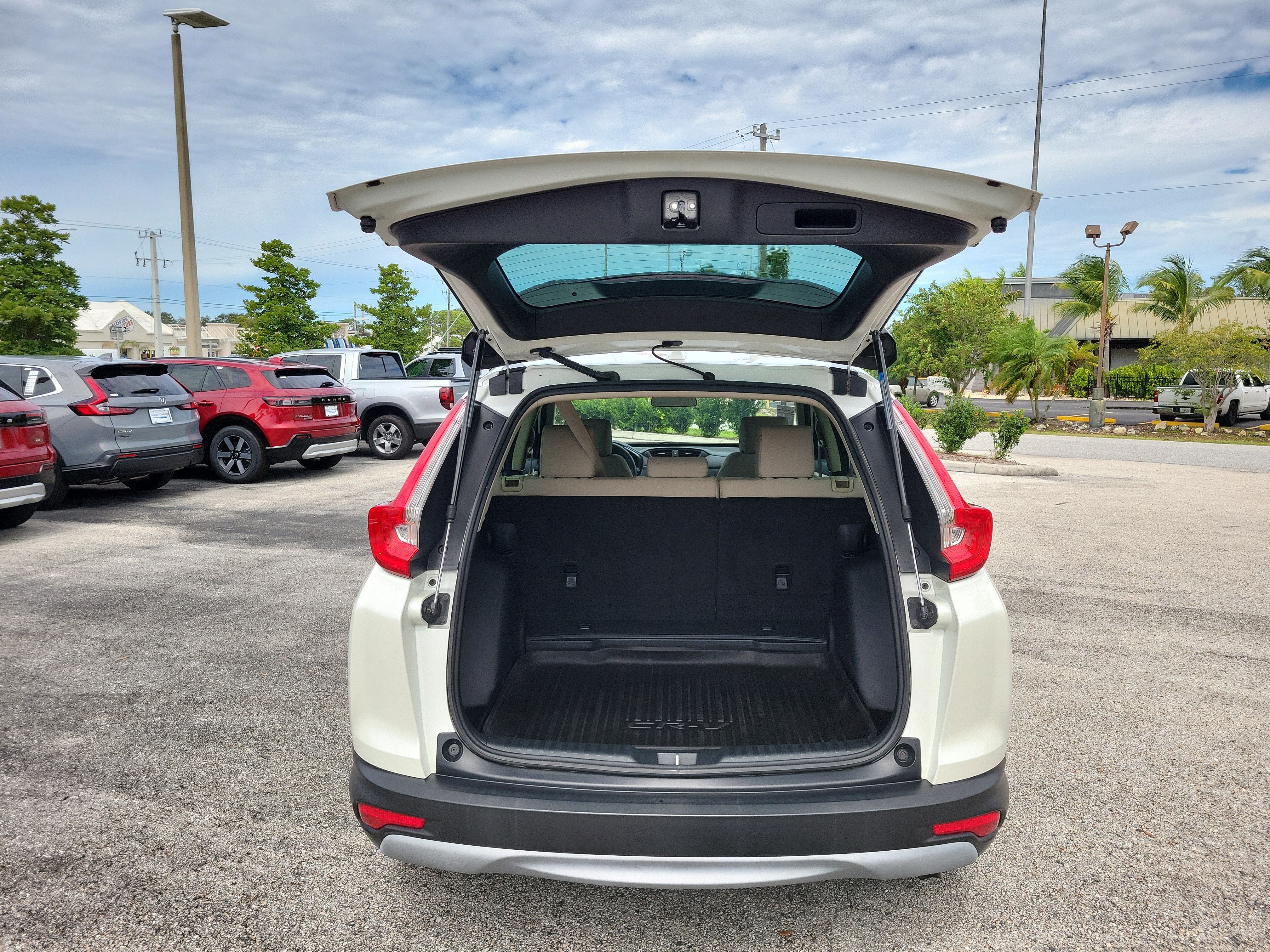 Used 2018 Honda CR-V LX image 11
