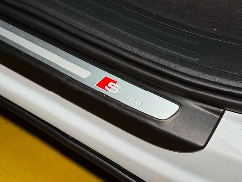 Used 2013 Audi Q7 3.0T S line Prestige w/ S Line Pkg image 46