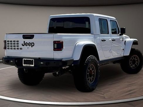 Used 2023 Jeep Gladiator Rubicon w/ LED Lighting Group AWD/4WD image 2