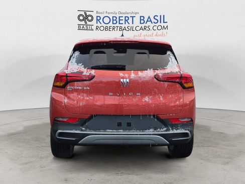 Used 2024 Buick Encore GX Preferred w/ Comfort Package image 4