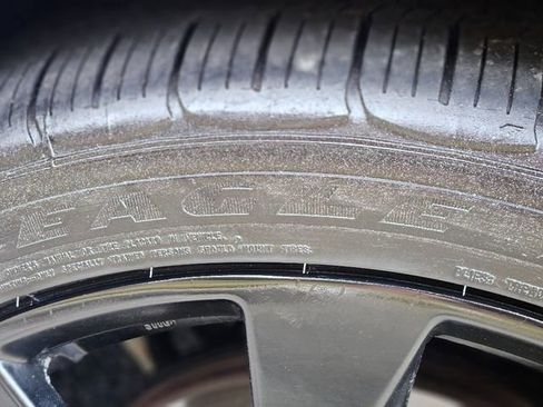 Certified 2023 Nissan Maxima SR w/ Sport Mat Group image 11