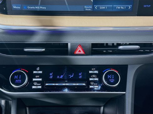 Used 2020 Hyundai Sonata Limited image 24