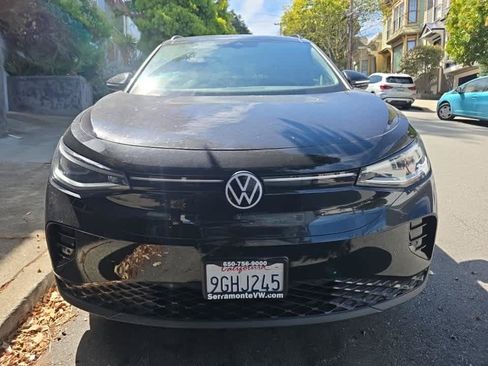 Used 2023 Volkswagen ID.4 S RWD image 2
