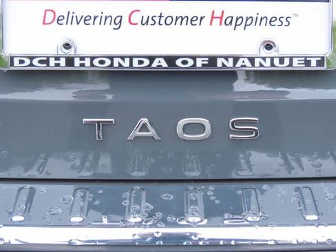 Used 2022 Volkswagen Taos SE AWD/4WD image 7