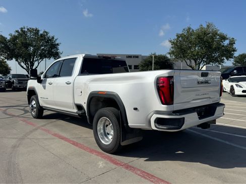 Used 2024 GMC Sierra 3500 Denali Ultimate AWD/4WD image 2