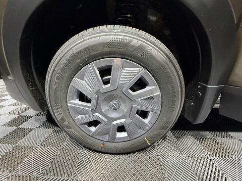 New 2026 Nissan Kicks S image 26