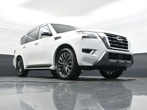 Used 2024 Nissan Armada Platinum w/ Captain's Chairs Package image 46