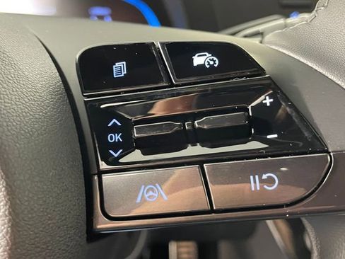 New 2026 Hyundai Elantra Sport FWD image 9