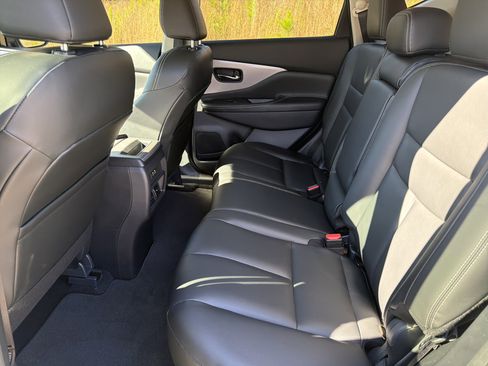 Used 2024 Nissan Murano SV w/ SV Midnight Edition Package image 21