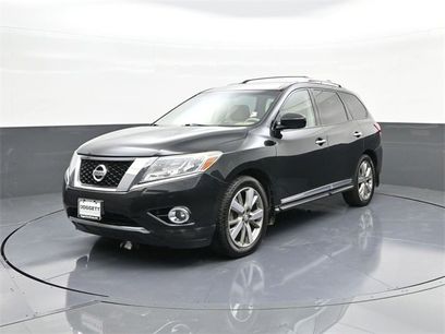 Used 2015 Nissan Pathfinder Platinum w/ Family Entertainment Package
