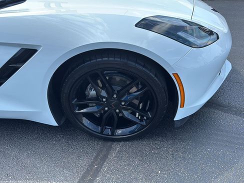 Used 2019 Chevrolet Corvette Stingray Coupe w/ Battery Protection Package RWD image 26