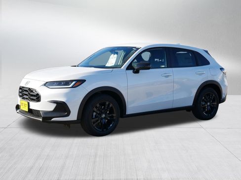 New 2026 Honda HR-V Sport image 2