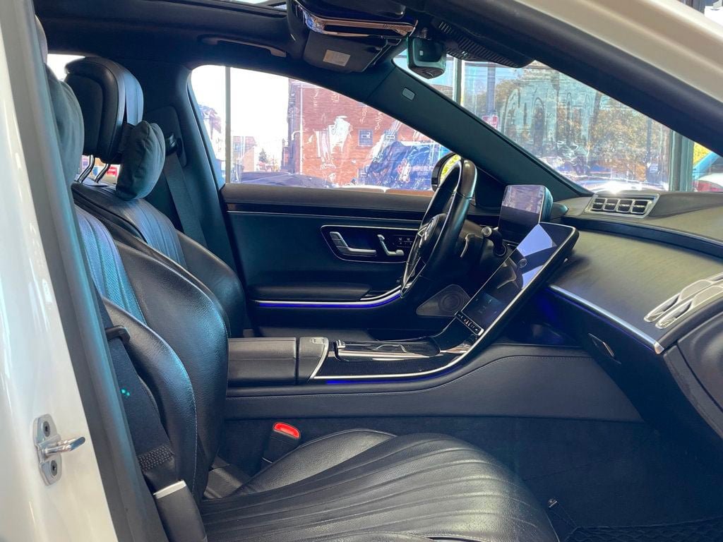 Used 2022 Mercedes-Benz S 500 4MATIC w/ AMG Line Package image 20