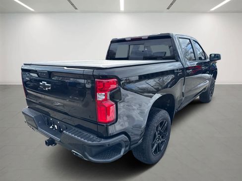 Used 2024 Chevrolet Silverado 1500 LT Trail Boss w/ Convenience Package II image 6