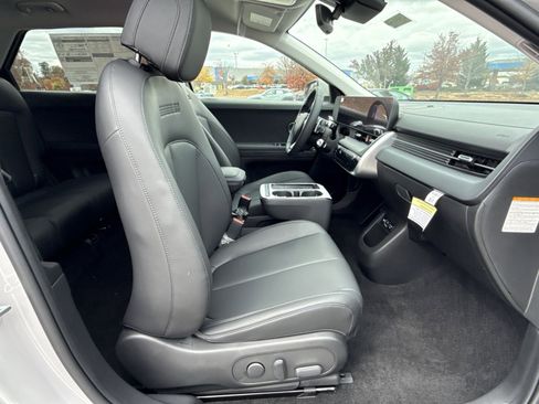 New 2025 Hyundai Ioniq 5 SEL image 26
