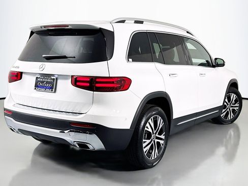 New 2025 Mercedes-Benz GLB 250 image 11