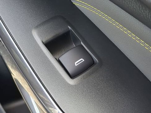 New 2026 Chevrolet Trax ACTIV w/ Sunroof Package image 43