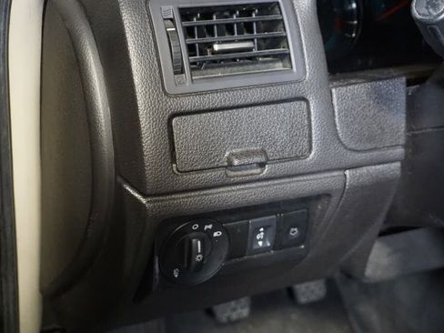 Used 2010 Ford Fusion SE image 12