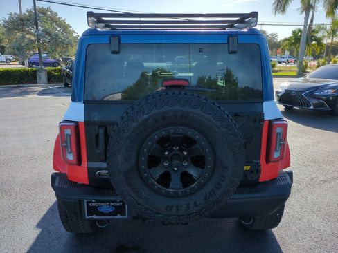 Certified 2025 Ford Bronco Stroppe Edition image 5