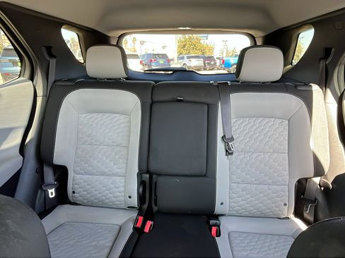 Used 2019 Chevrolet Equinox LT image 23