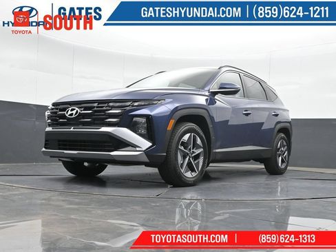 Used 2025 Hyundai Tucson SEL AWD/4WD image 34