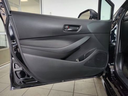 Used 2023 Toyota Corolla LE FWD image 17