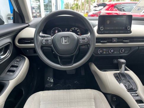 Used 2023 Honda HR-V LX image 14