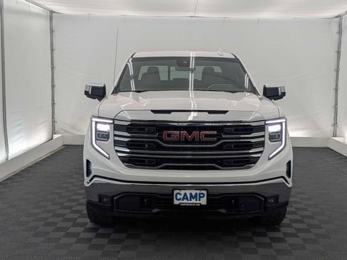 Used 2025 GMC Sierra 1500 SLT w/ SLT Convenience Package AWD/4WD image 9
