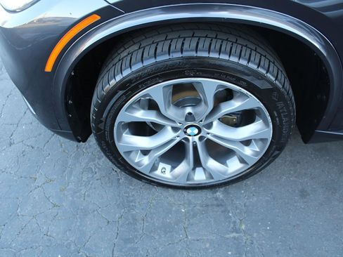 Used 2015 BMW X5 xDrive35i image 11