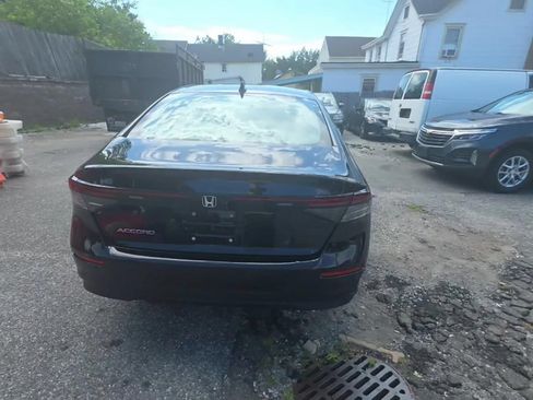Used 2023 Honda Accord EX image 3