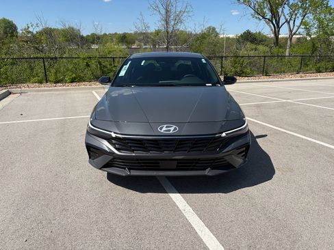 New 2026 Hyundai Elantra SEL Sport Premium FWD image 8
