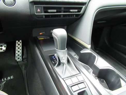 Used 2026 Toyota Camry Hybrid FWD image 24
