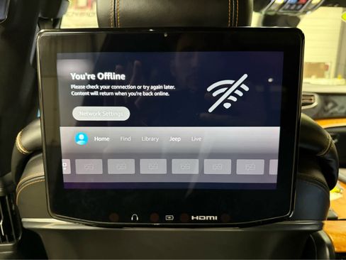 Used 2022 Jeep Grand Wagoneer Series III w/ Rear Seat Video Group 1 image 31