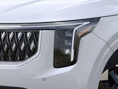 Used 2026 Kia Carnival EX FWD image 10