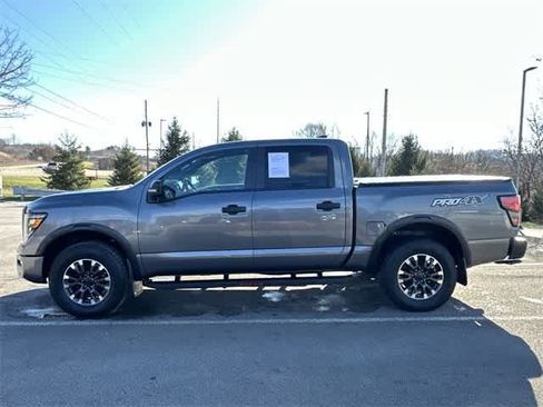 Used 2023 Nissan Titan PRO-4X w/ Pro-4x Convenience Package image 2