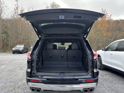 Used 2025 GMC Acadia Denali w/ LPO, All-Weather Package image 26
