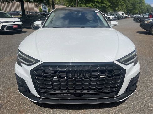 Used 2022 Audi A8 L 3.0T w/ Executive Package image 11