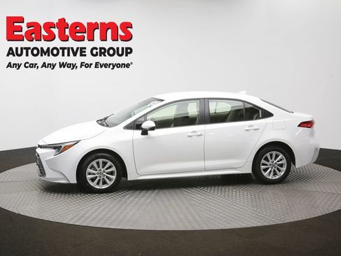 Used 2024 Toyota Corolla LE w/ LE Convenience Package FWD image 58