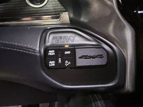 Used 2020 RAM 2500 Limited AWD/4WD image 42