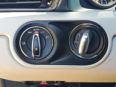 Used 2018 Porsche 911 Carrera GTS image 33