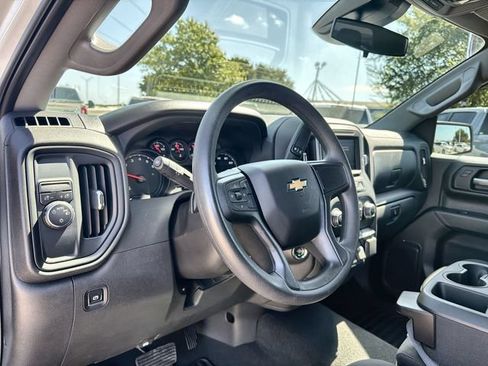 Used 2025 Chevrolet Silverado 1500 Custom RWD image 10